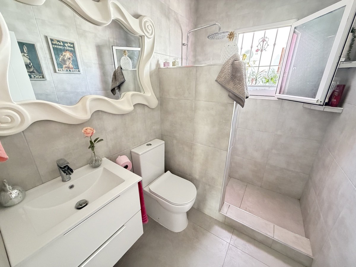 Huvila San Miguel de Salinas, Alicante, Espanja 3 makuuhuonetta, 160 m2 No. 190107