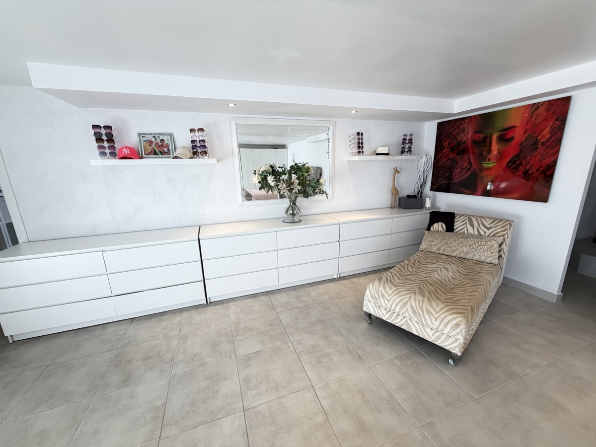 Huvila San Miguel de Salinas, Alicante, Espanja 3 makuuhuonetta, 160 m2 No. 190107