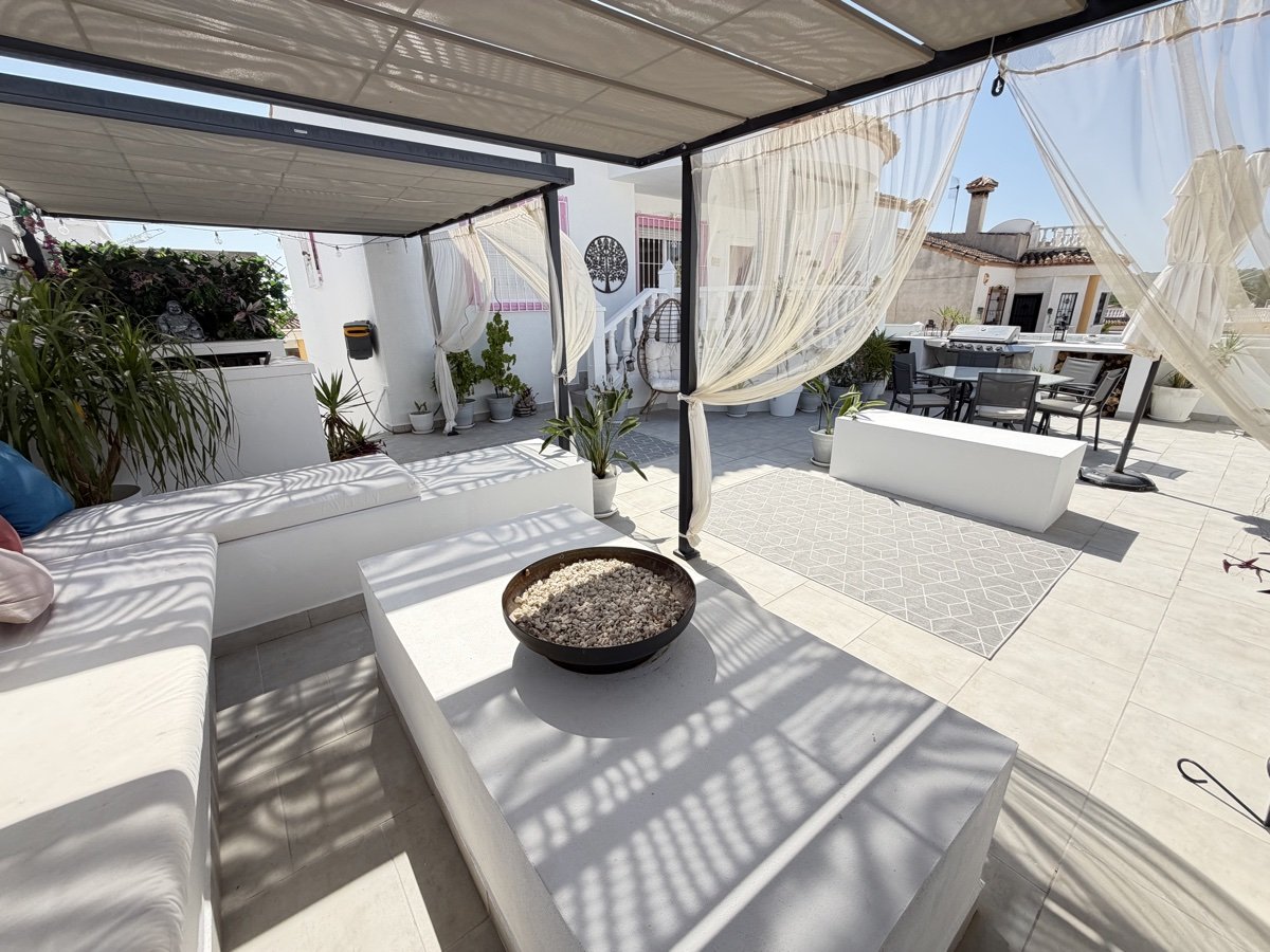 Huvila San Miguel de Salinas, Alicante, Espanja 3 makuuhuonetta, 160 m2 No. 190107