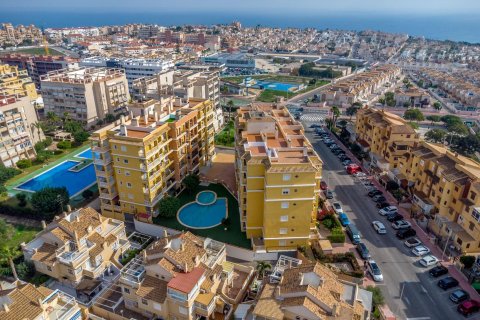 Penthouse in Torrevieja, Alicante, Spain 2 bedrooms, 58 sq.m. No. 194875