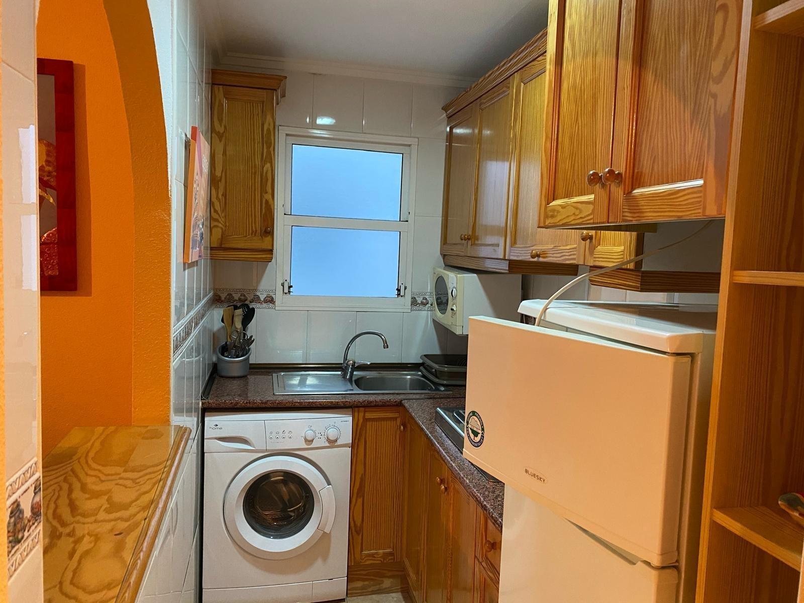 Apartment à Torrevieja, Alicante, Espagne 2 chambres, 65 m2 No. 194874