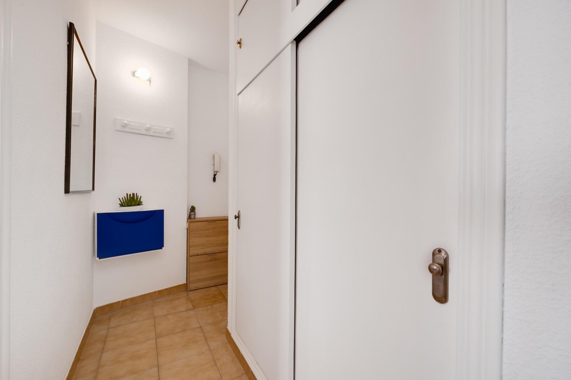 Wohnung in Torrevieja, Alicante, Spanien 2 Schlafzimmer, 61 m2 Nr. 194876