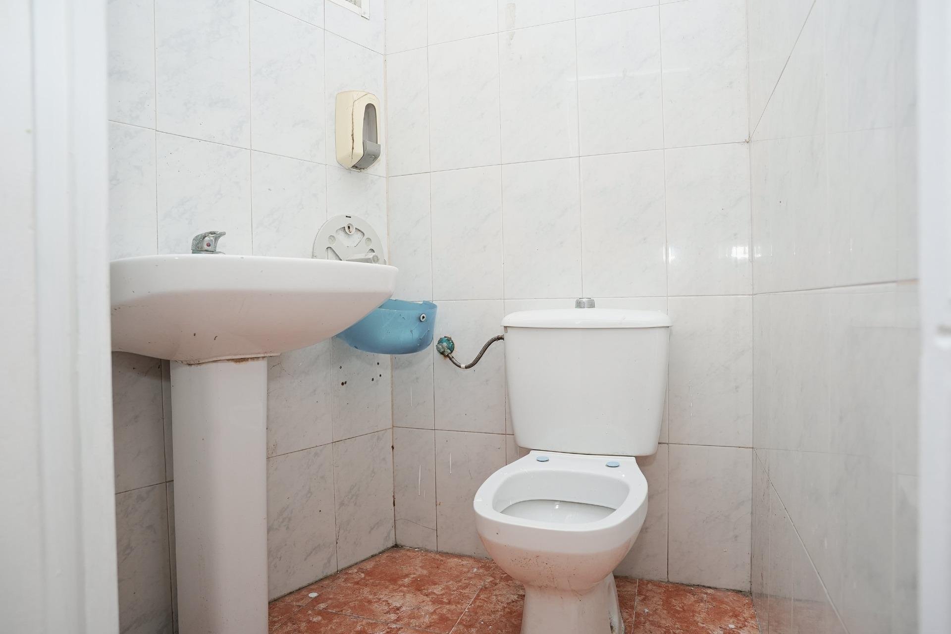 Komerciāls īpašums Torrevieja, Alicante, Spānijā 3 istabas, 107 m2 Nr. 194877
