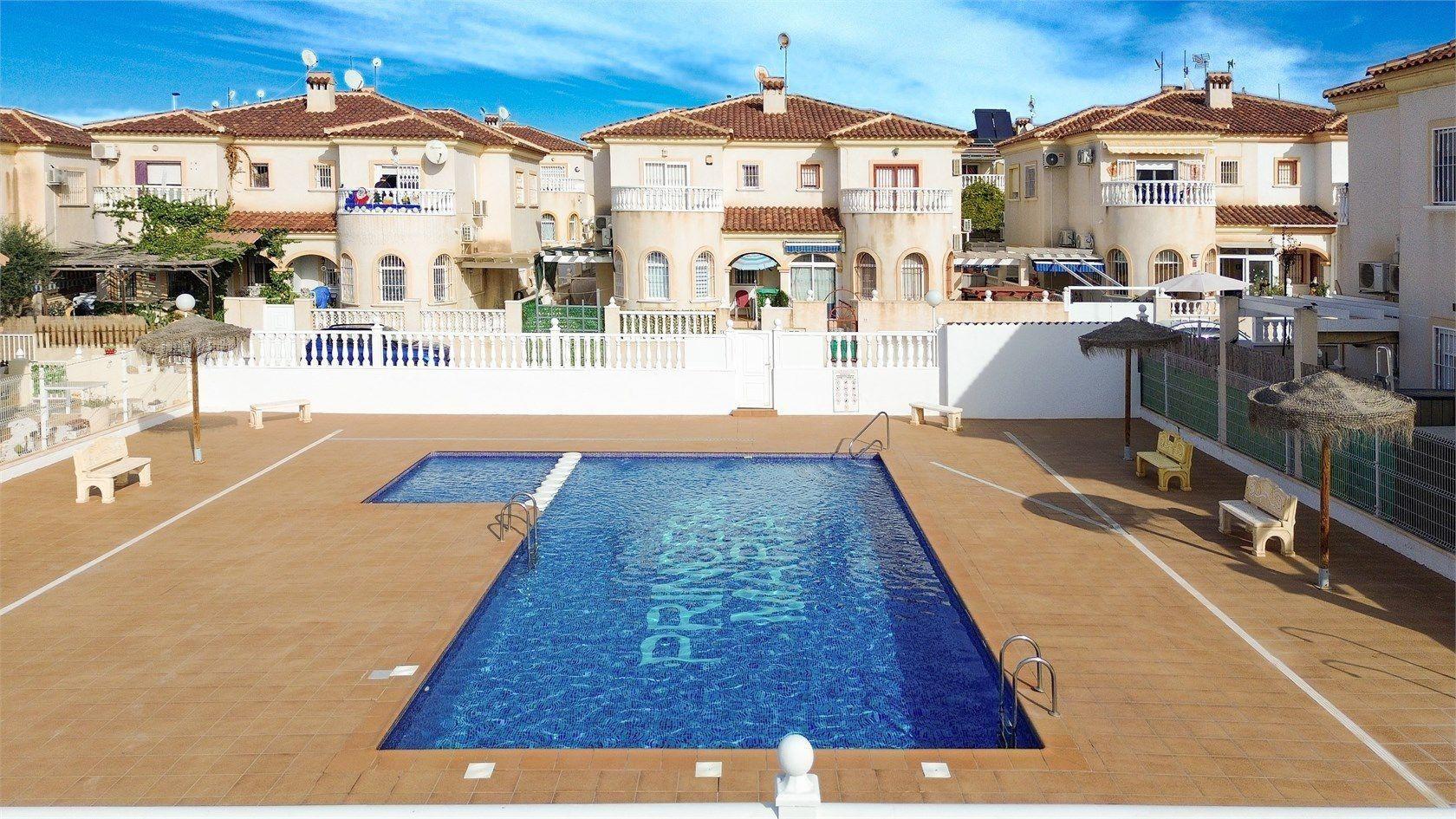 Villa i Torrevieja, Alicante, Spanien 3 sovrum, 76 kvm. Nr. 194878
