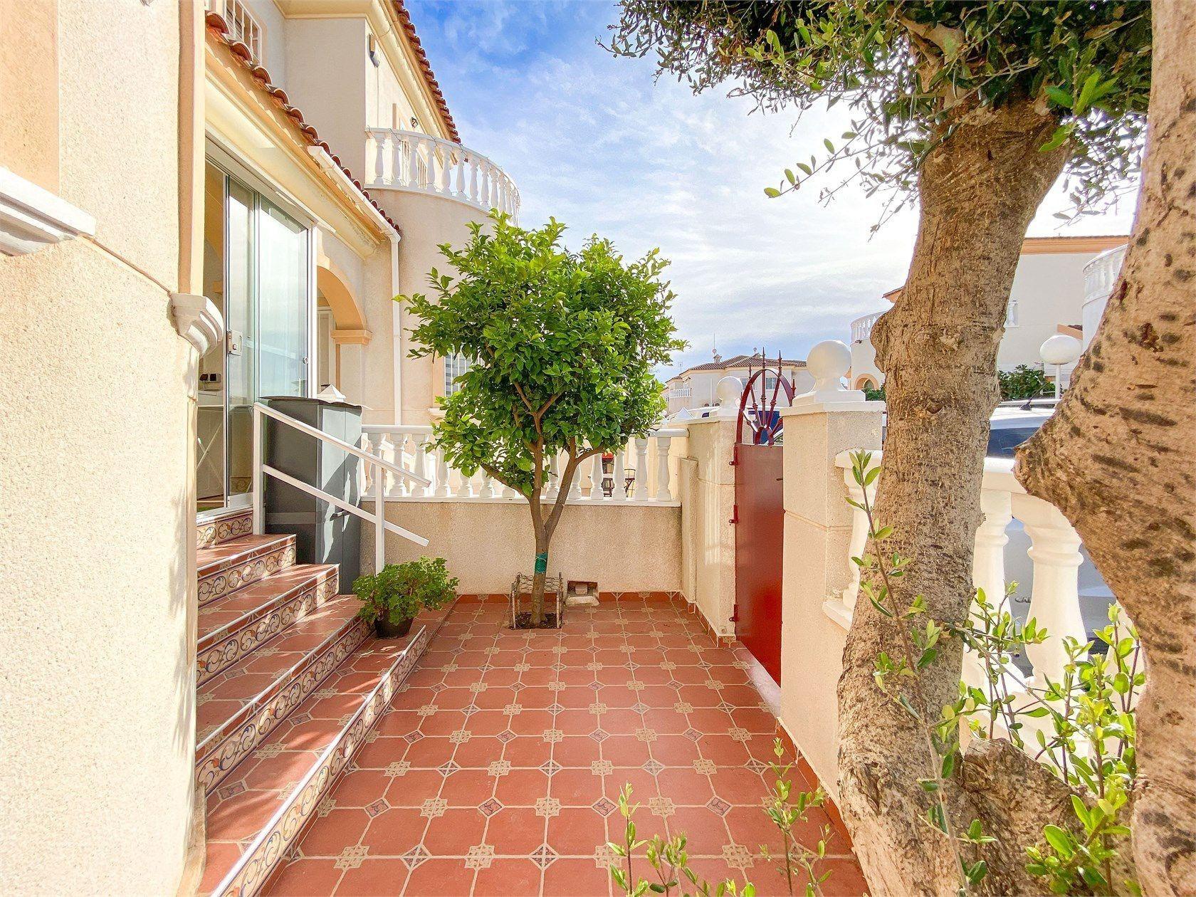 Villa i Torrevieja, Alicante, Spanien 3 sovrum, 76 kvm. Nr. 194878