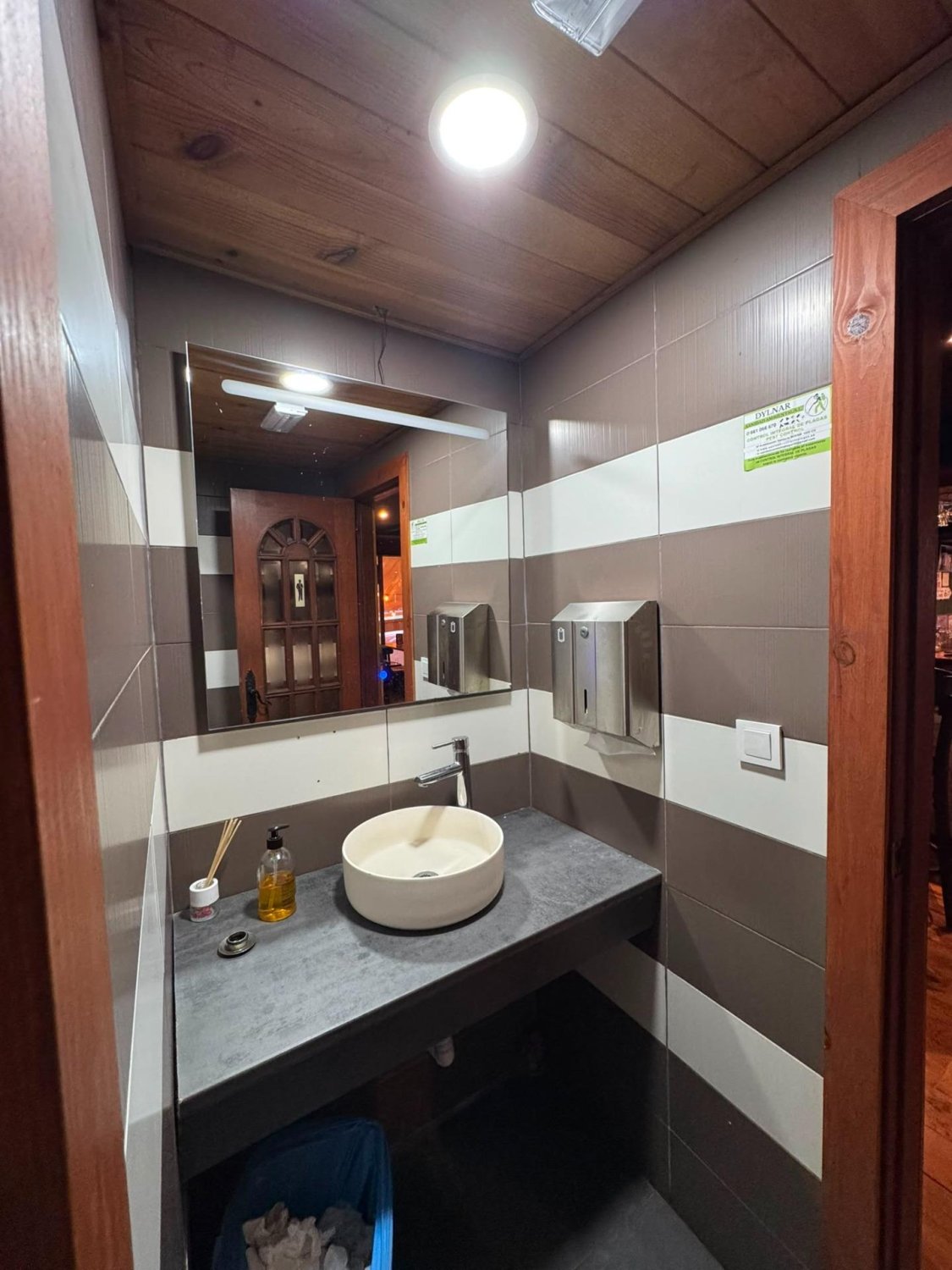 Propiedad comercial en Torrevieja, Alicante, España 145 m2 No. 179301