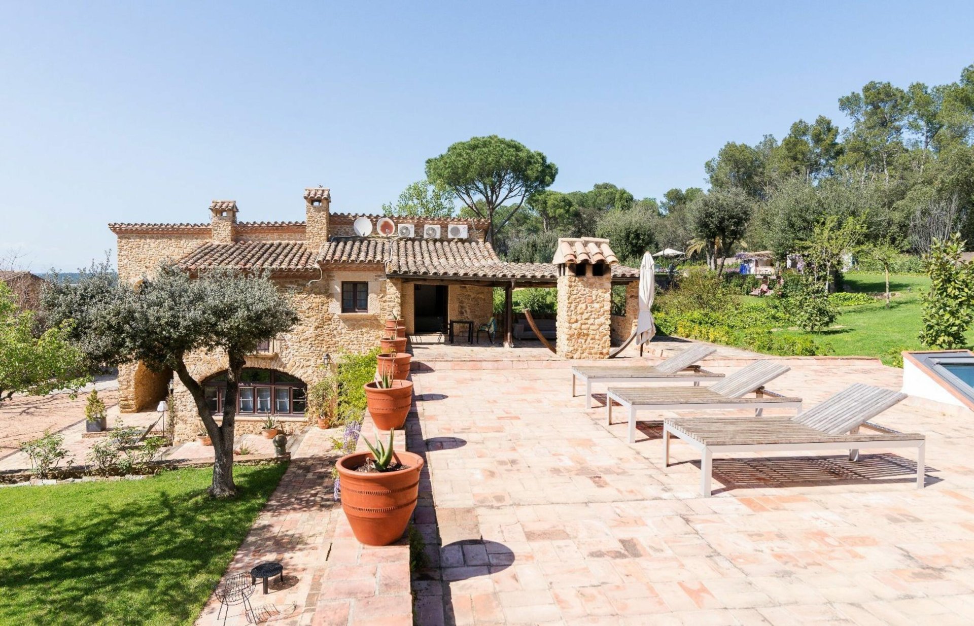 Hus i Vullpellac, Girona, Spanien 7 sovrum,  Nr. 141326