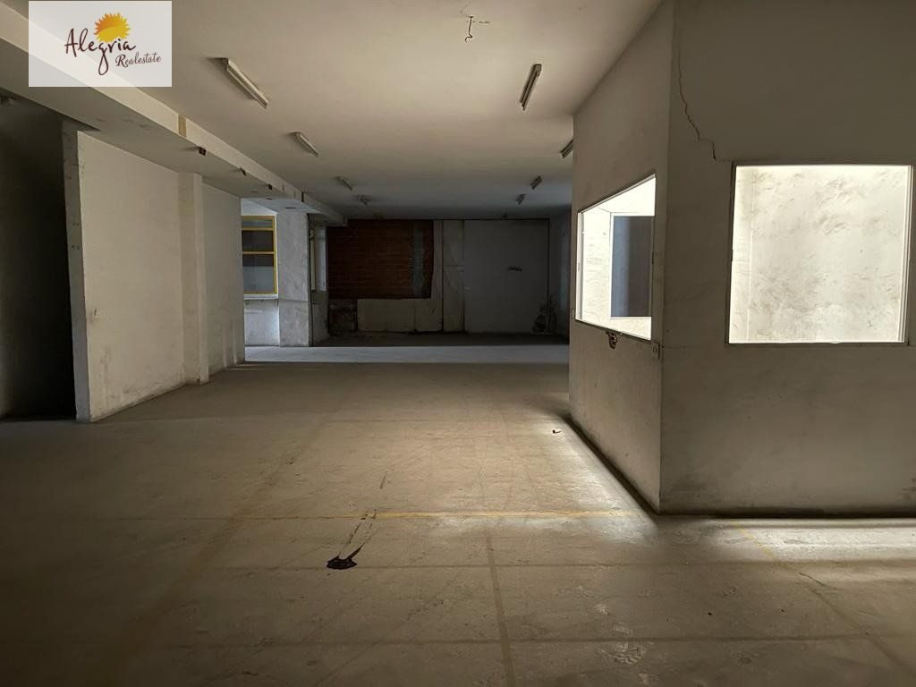 Liikekiinteistö Gandia, Valencia, Espanja 23 makuuhuonetta, 4148 m2 No. 168711