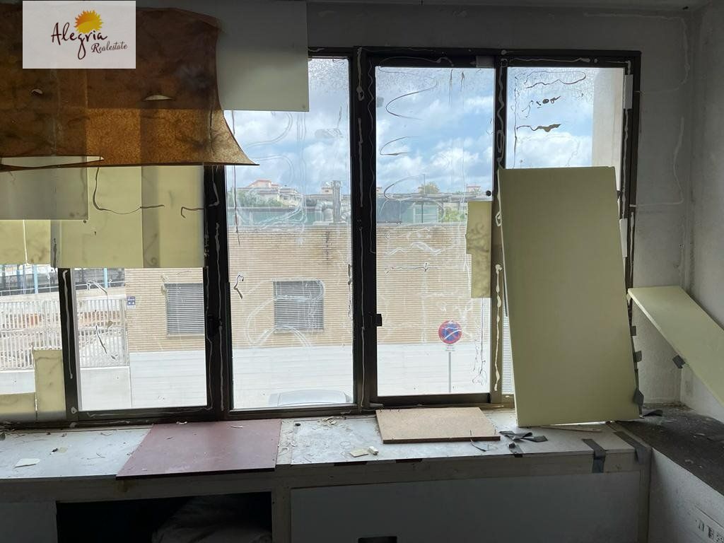 Liikekiinteistö Gandia, Valencia, Espanja 23 makuuhuonetta, 4148 m2 No. 168711