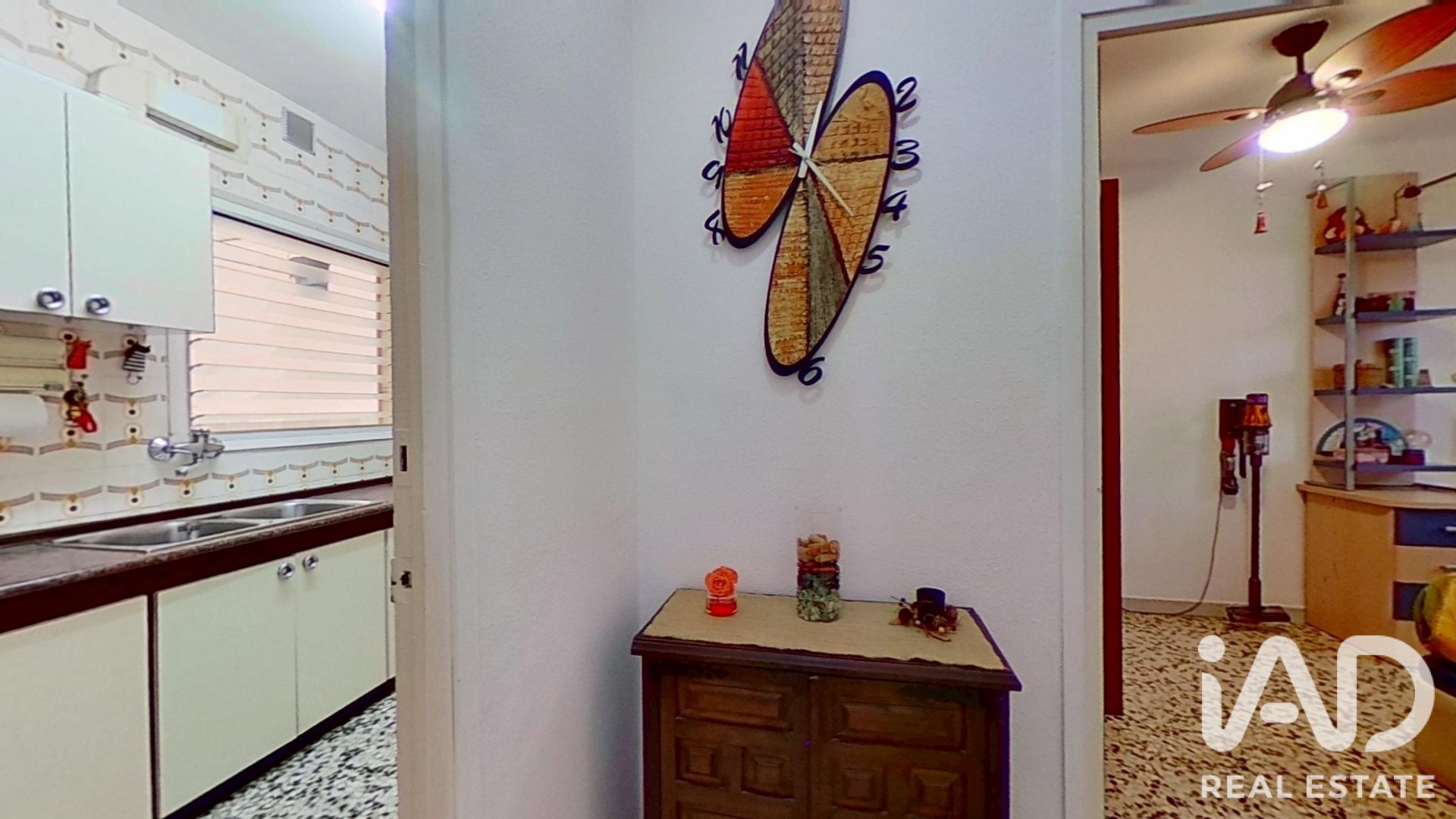 Apartment à Viladecans, Barcelona, Espagne 4 chambres, 87 m2 No. 187925