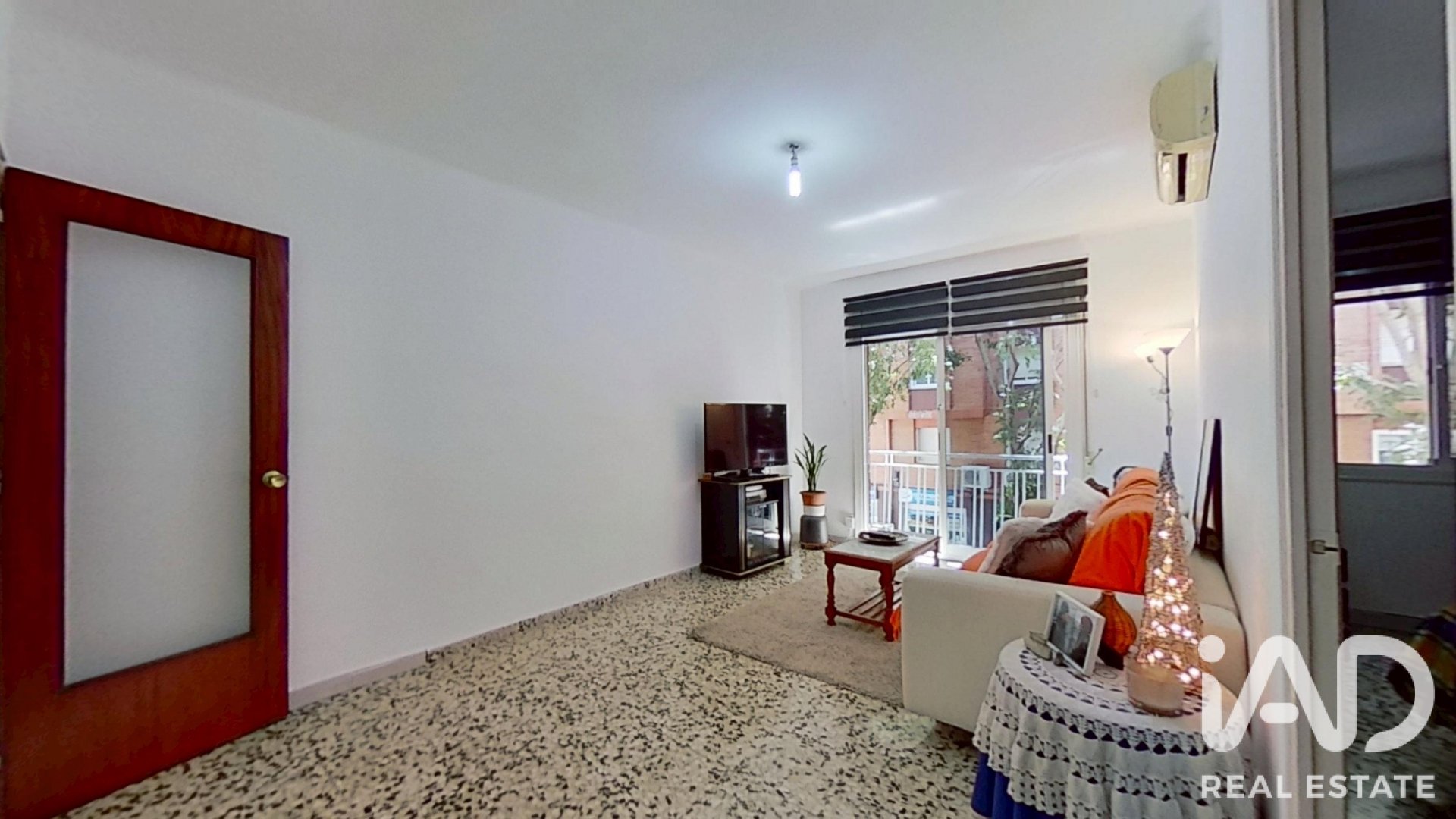 Apartment à Viladecans, Barcelona, Espagne 4 chambres, 87 m2 No. 187925