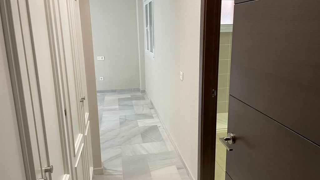 Apartamento en Málaga, España 5 dormitorios, 225 m2 No. 107119