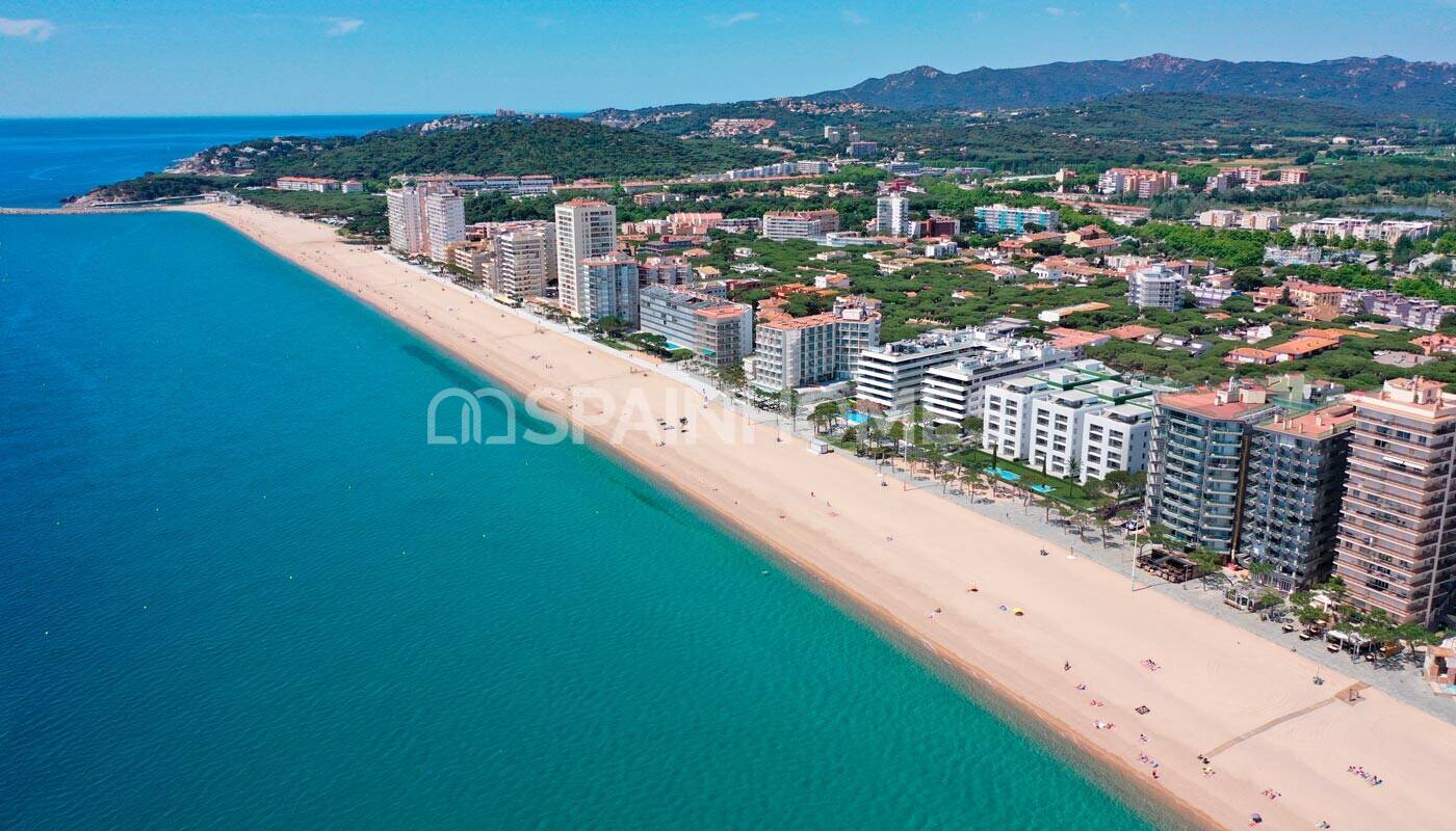 Dzīvoklis Girona, Spānijā 2 istabas, 97 m2 Nr. 143868