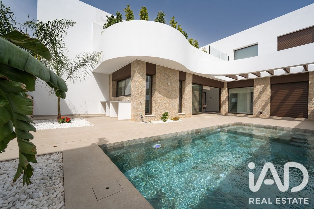Townhouse in Almoradi, Alicante, Spain 3 bedrooms, 140 sq.m. No. 187911