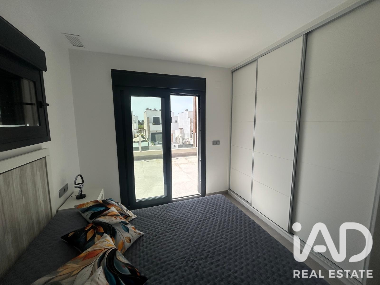 Townhouse in Almoradi, Alicante, Spain 3 bedrooms, 140 sq.m. No. 187911