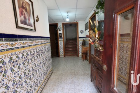 Villa in Lleida, Spanien 7 Schlafzimmer, 367 m2 Nr. 185845
