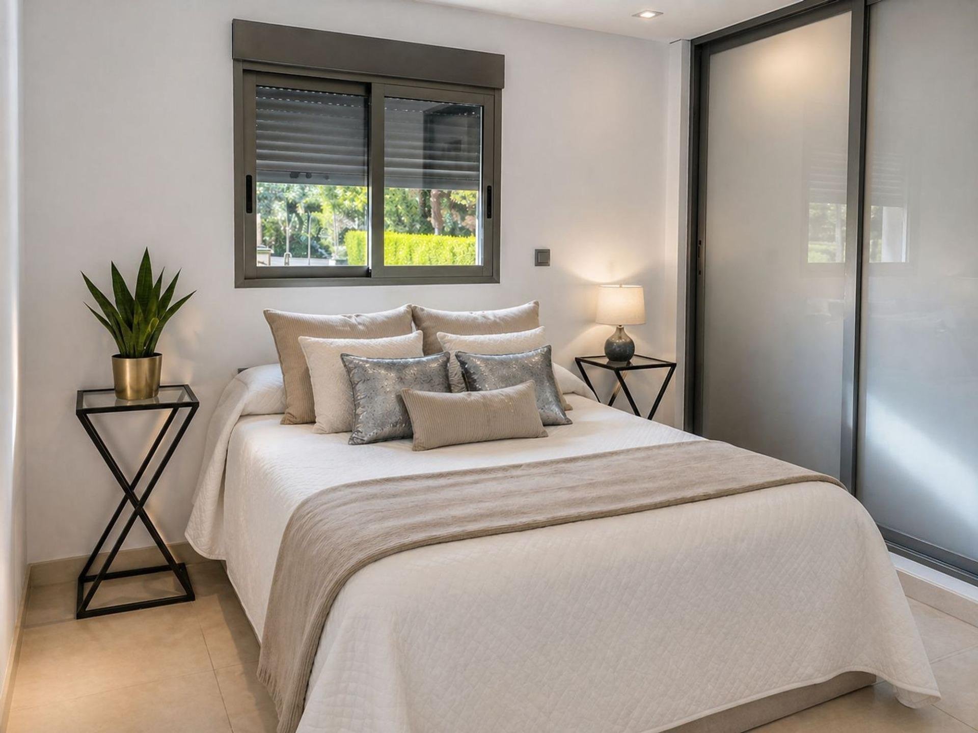 Villa in Alicante, Spanien 5 Schlafzimmer, 400 m2 Nr. 168803
