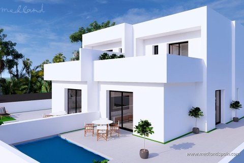 Villa a Daya Nueva, Alicante, Spagna 3 camere da letto, 130 mq. N° 196877