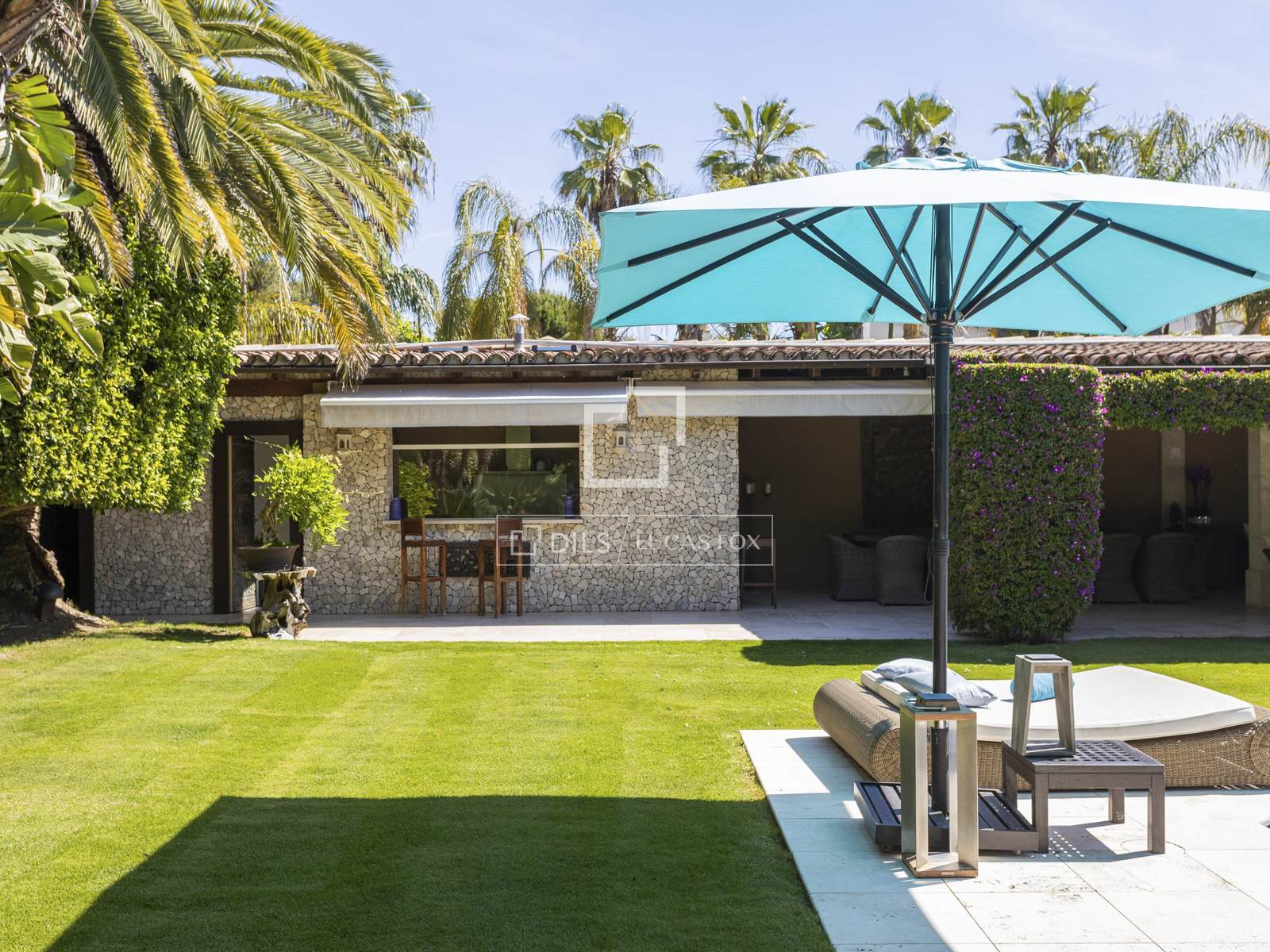 Villa i Sitges, Barcelona, Spanien 8 sovrum, 1200 kvm. Nr. 150426