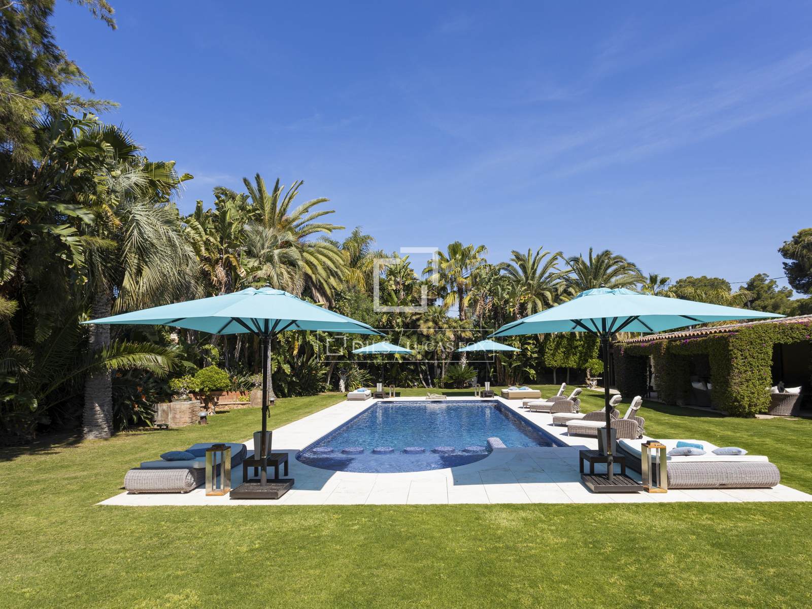 Villa i Sitges, Barcelona, Spanien 8 sovrum, 1200 kvm. Nr. 150426