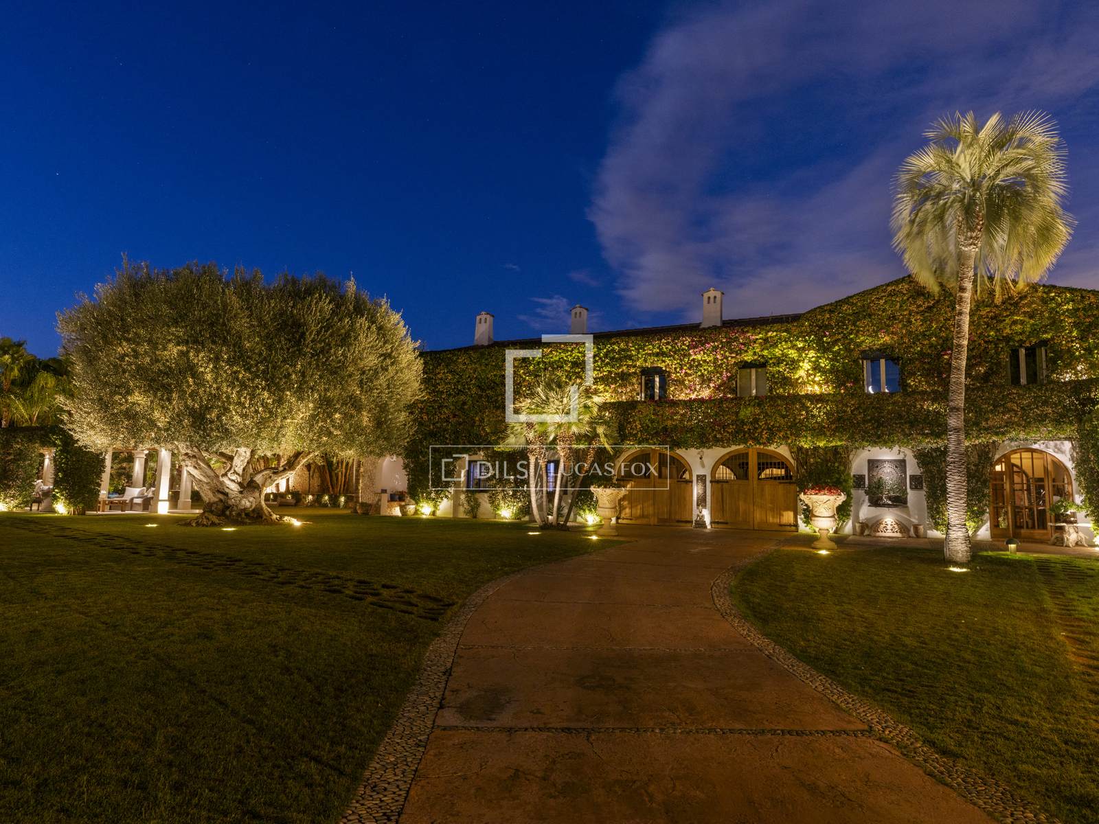 Villa i Sitges, Barcelona, Spanien 8 sovrum, 1200 kvm. Nr. 150426
