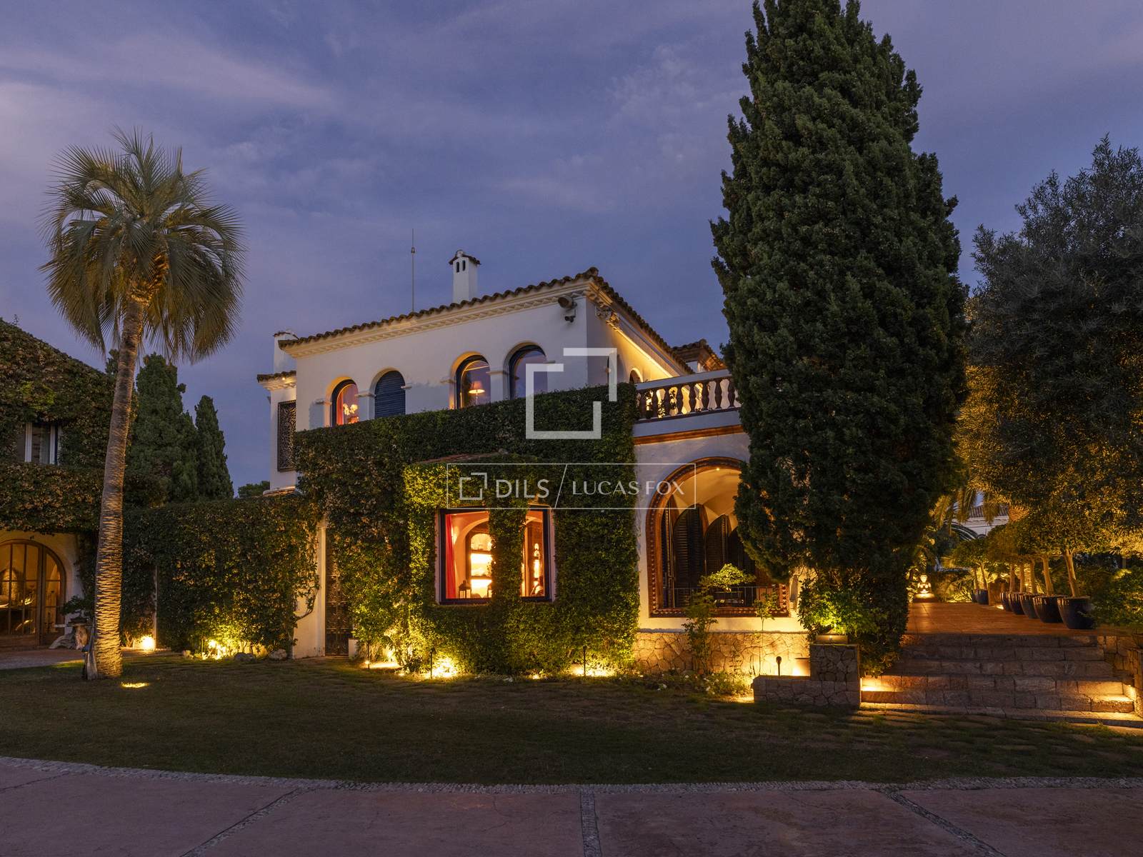 Villa i Sitges, Barcelona, Spanien 8 sovrum, 1200 kvm. Nr. 150426