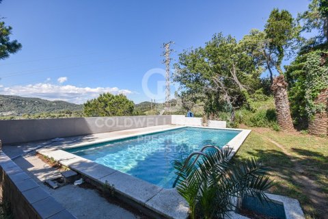 Dom w Esplugues de Llobregat, Barcelona, Hiszpania 4 sypialnie, 379 mkw. nr 178604