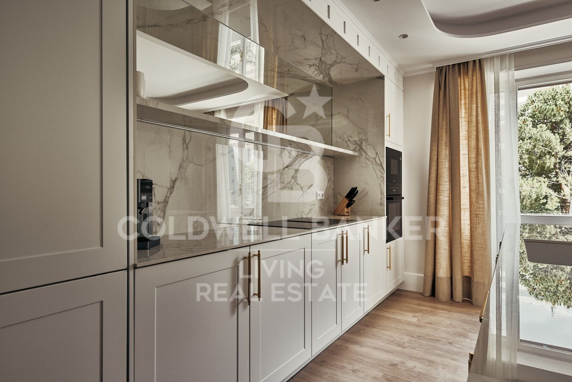 Apartment à Madrid, Espagne 5 chambres, 315 m2 No. 178605