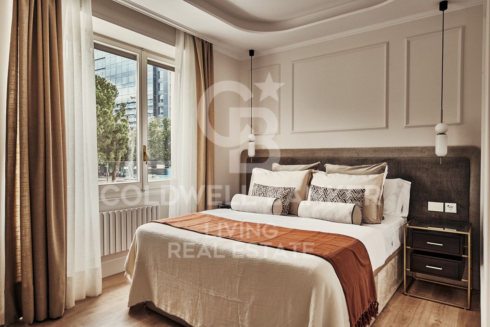 Apartment à Madrid, Espagne 5 chambres, 315 m2 No. 178605