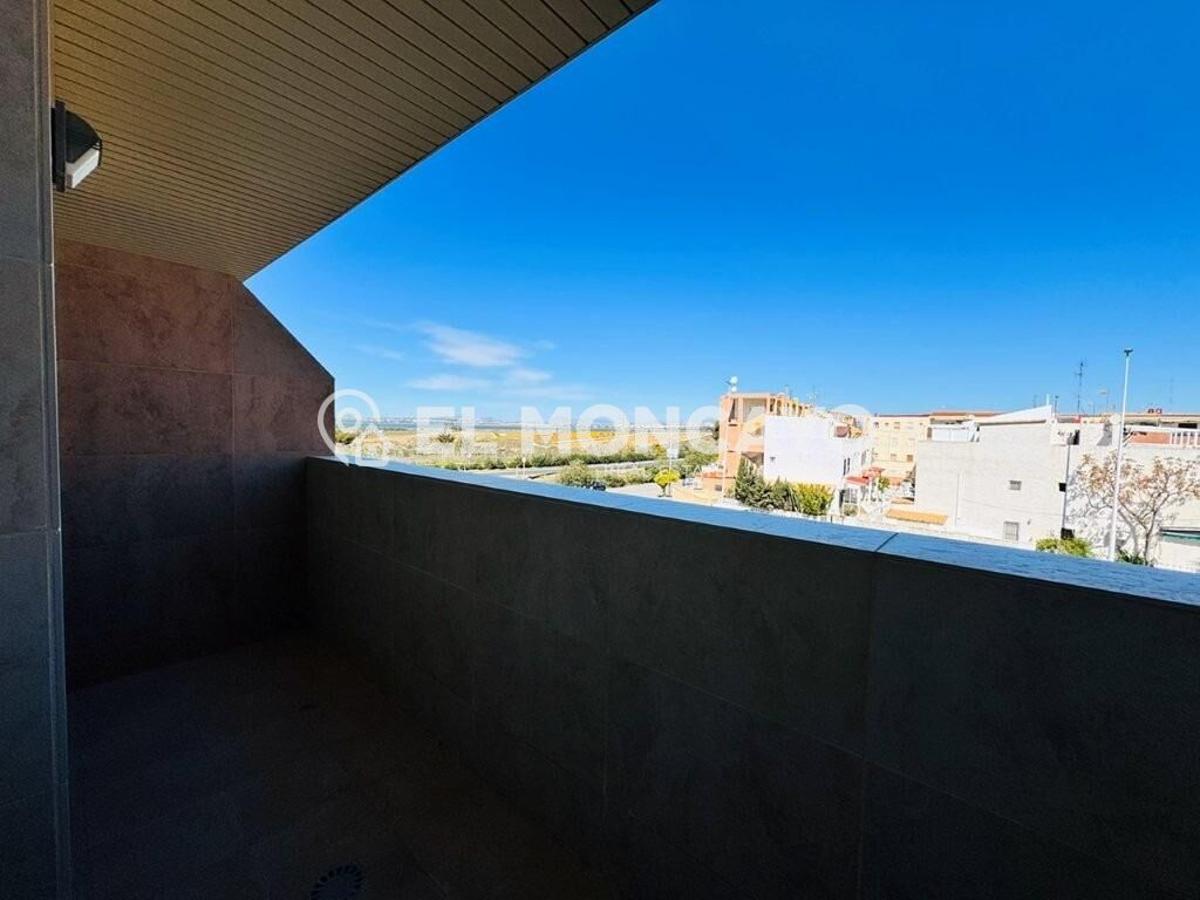Dzīvoklis Torrevieja, Alicante, Spānijā 3 istabas, 90 m2 Nr. 183803