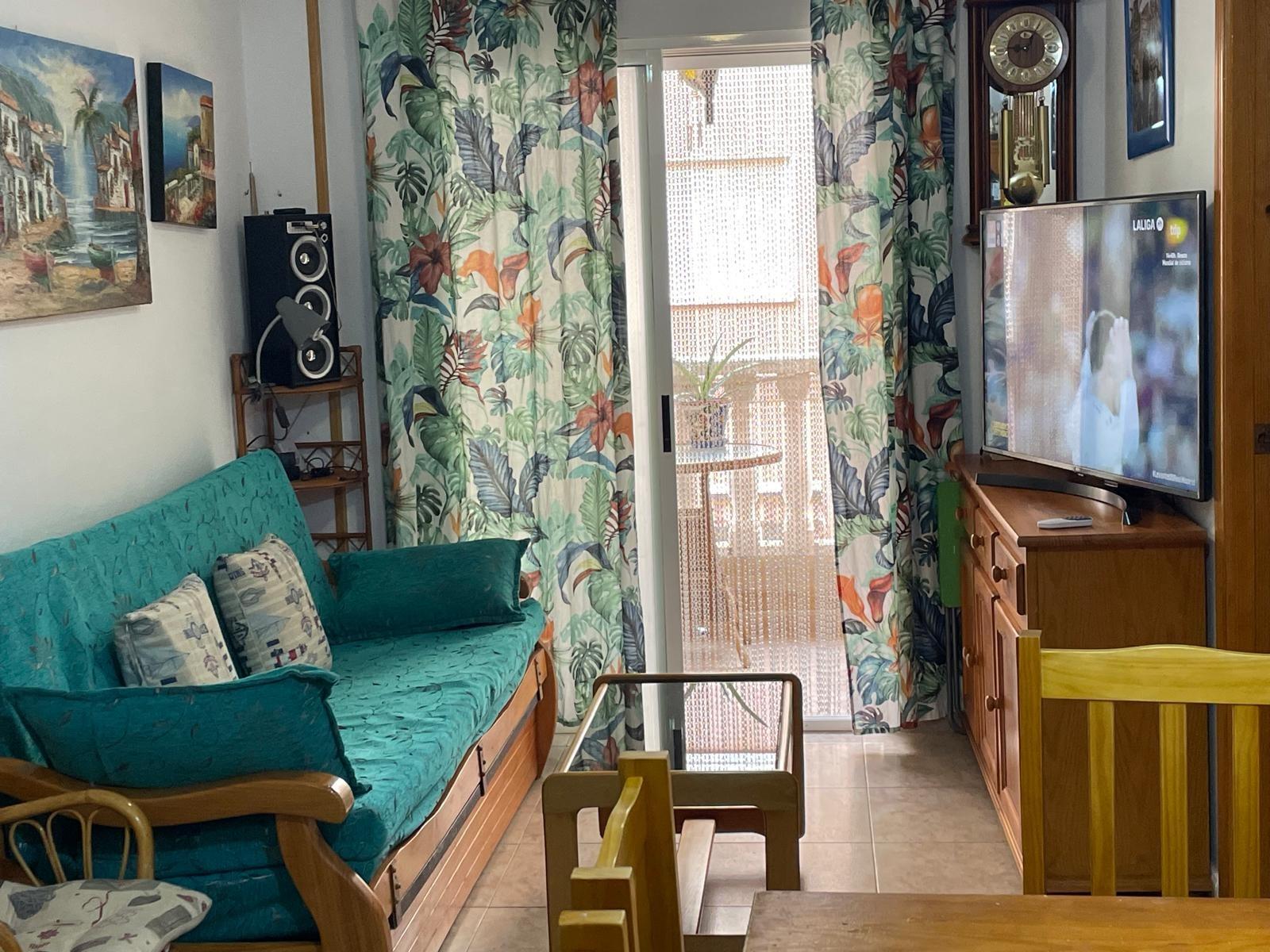 Appartamento a Torrevieja, Alicante, Spagna 2 camere da letto, 56 mq. N° 182870