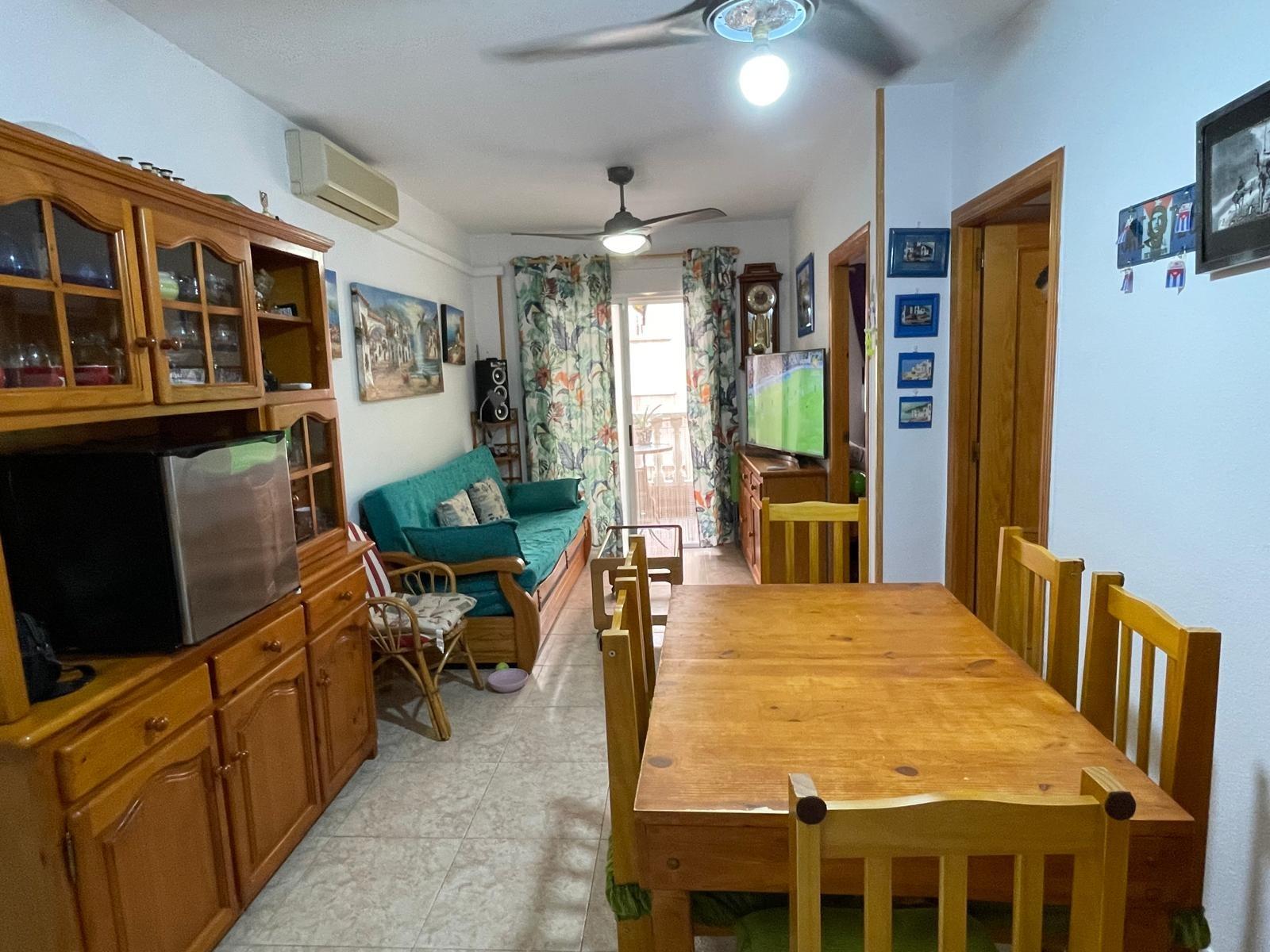 Appartamento a Torrevieja, Alicante, Spagna 2 camere da letto, 56 mq. N° 182870