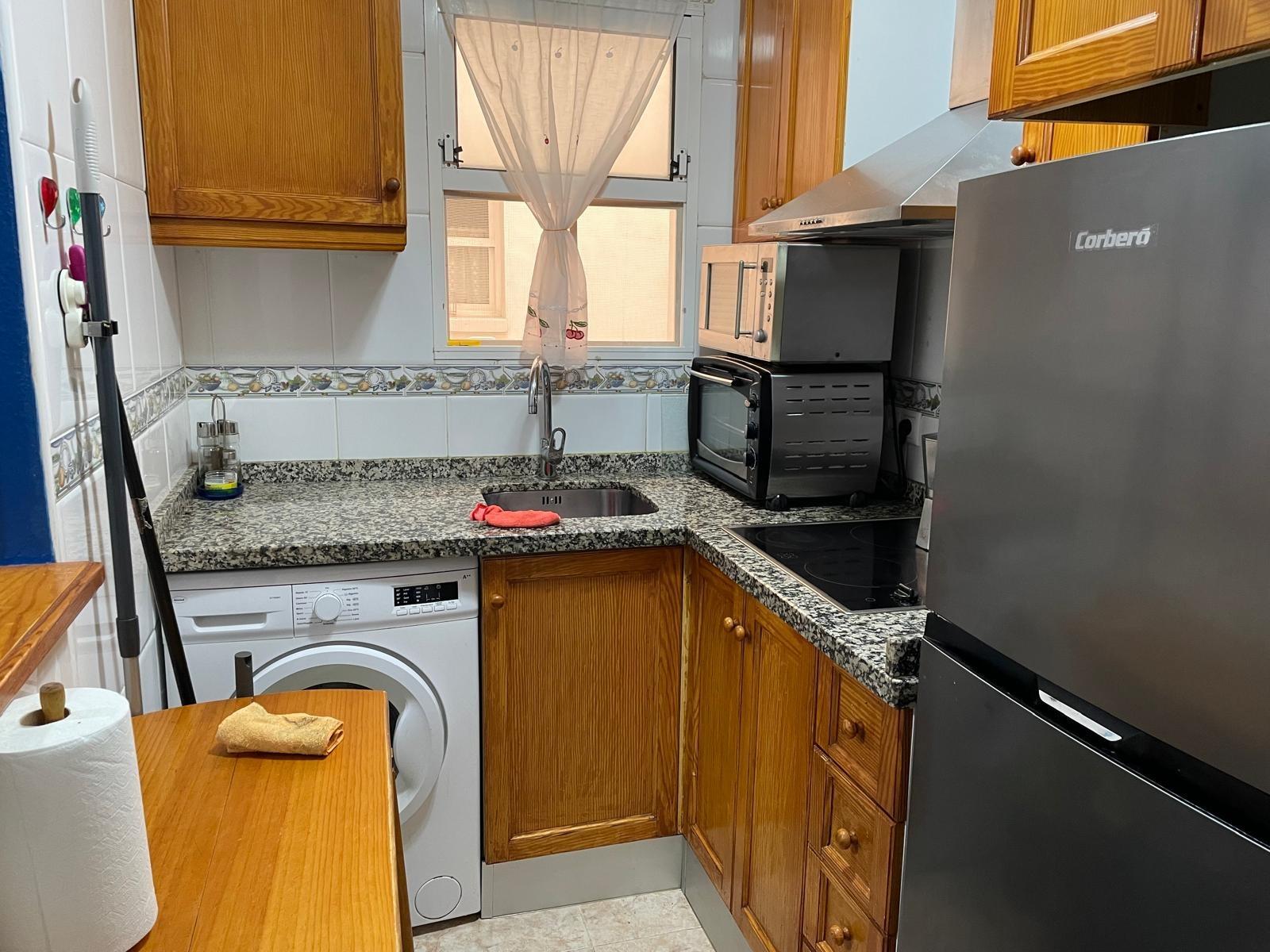 Appartamento a Torrevieja, Alicante, Spagna 2 camere da letto, 56 mq. N° 182870