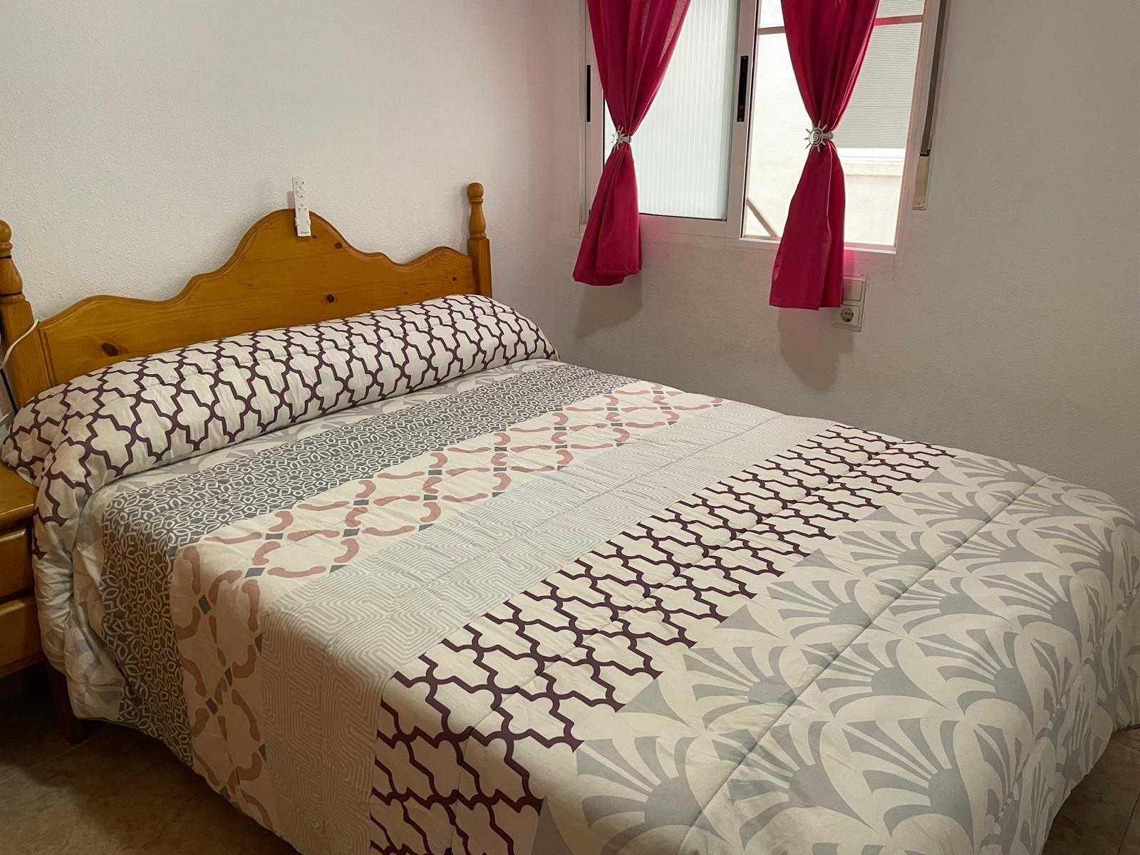 Appartamento a Torrevieja, Alicante, Spagna 2 camere da letto, 56 mq. N° 182870