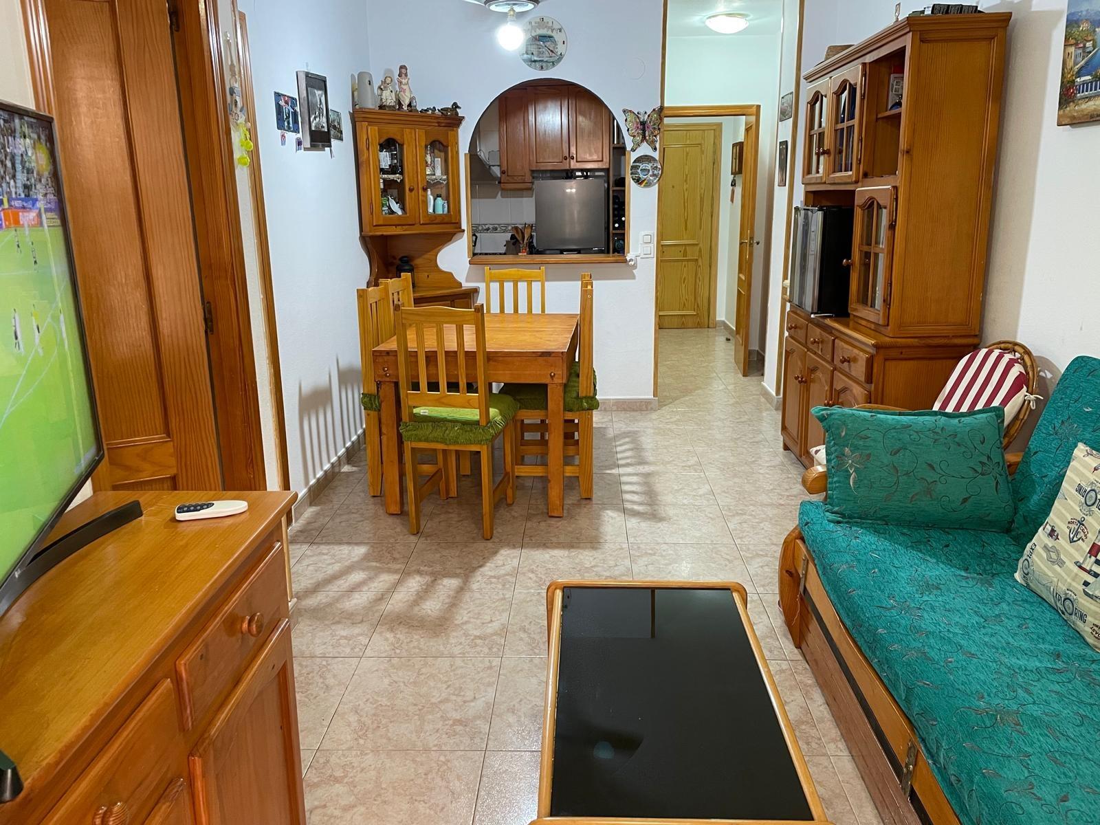 Appartamento a Torrevieja, Alicante, Spagna 2 camere da letto, 56 mq. N° 182870