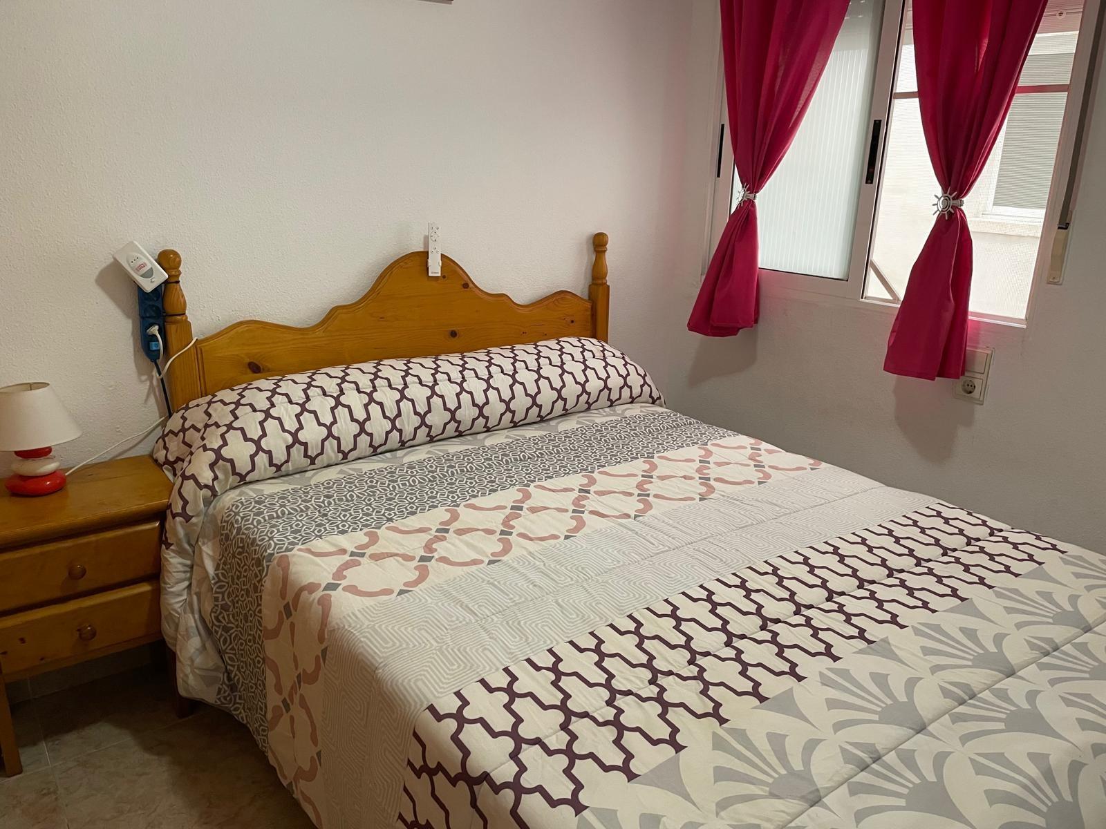 Appartamento a Torrevieja, Alicante, Spagna 2 camere da letto, 56 mq. N° 182870