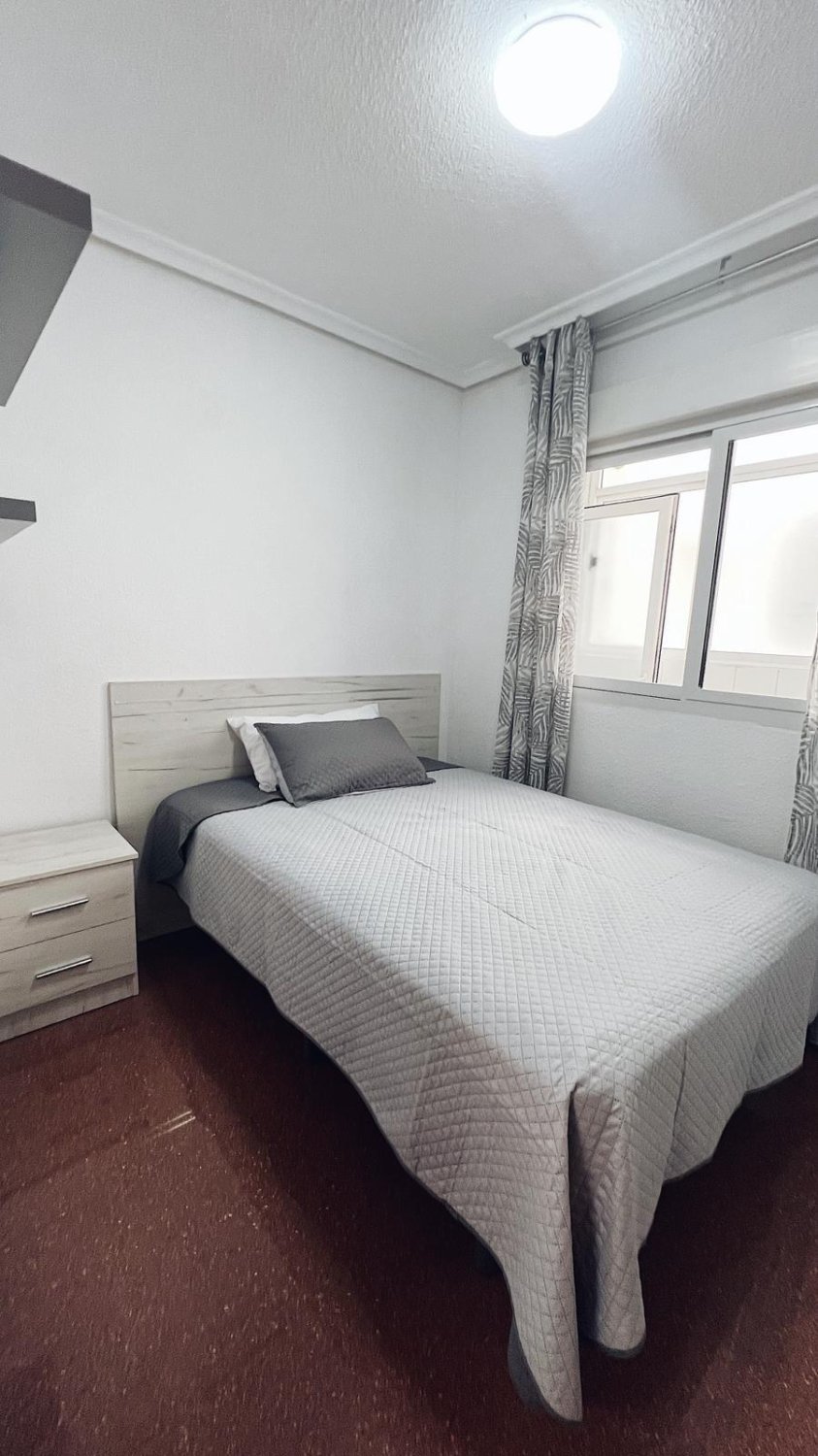 Dzīvoklis Torrevieja, Alicante, Spānijā 2 istabas, 72 m2 Nr. 182872