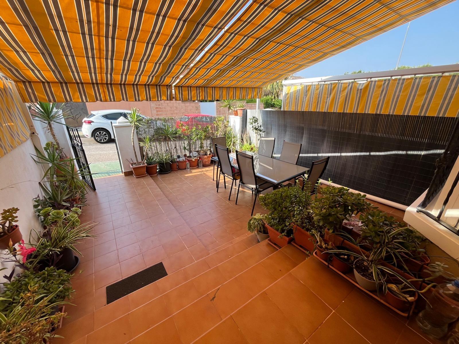 Casa a Torrevieja, Alicante, Spagna 3 camere da letto, 69 mq. N° 161671