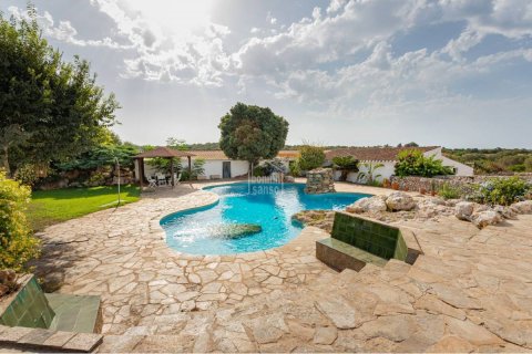 Villa en Ferreries, Menorca, España 4 dormitorios, 568 m2 No. 193050