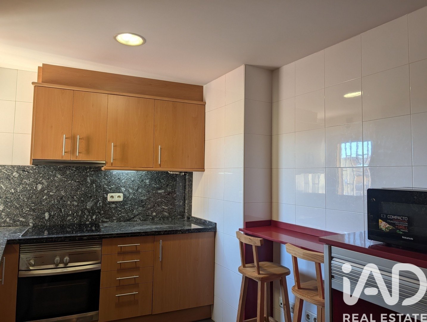 Tvåvåningslägenhet i Gava, Barcelona, Spanien 3 sovrum, 99 kvm. Nr. 172680