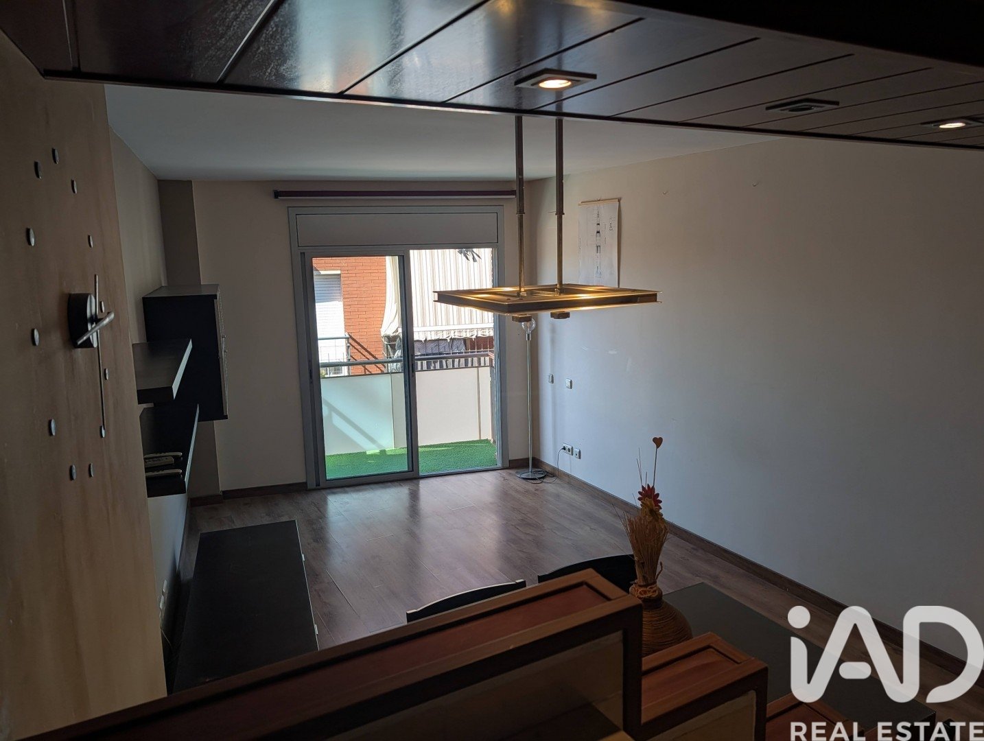 Tvåvåningslägenhet i Gava, Barcelona, Spanien 3 sovrum, 99 kvm. Nr. 172680