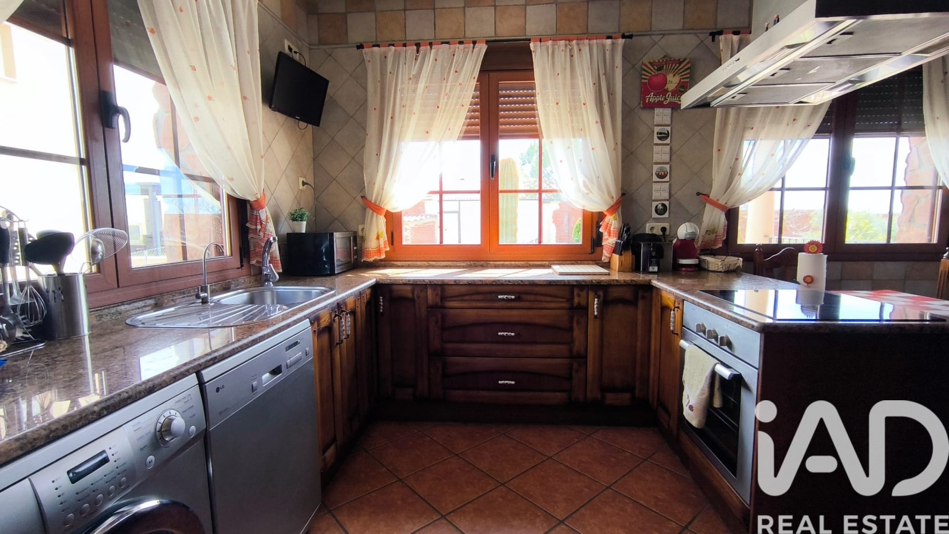 House in Colmenar de Oreja, Madrid, Spanien 3 Schlafzimmer, 466 m2 Nr. 172679