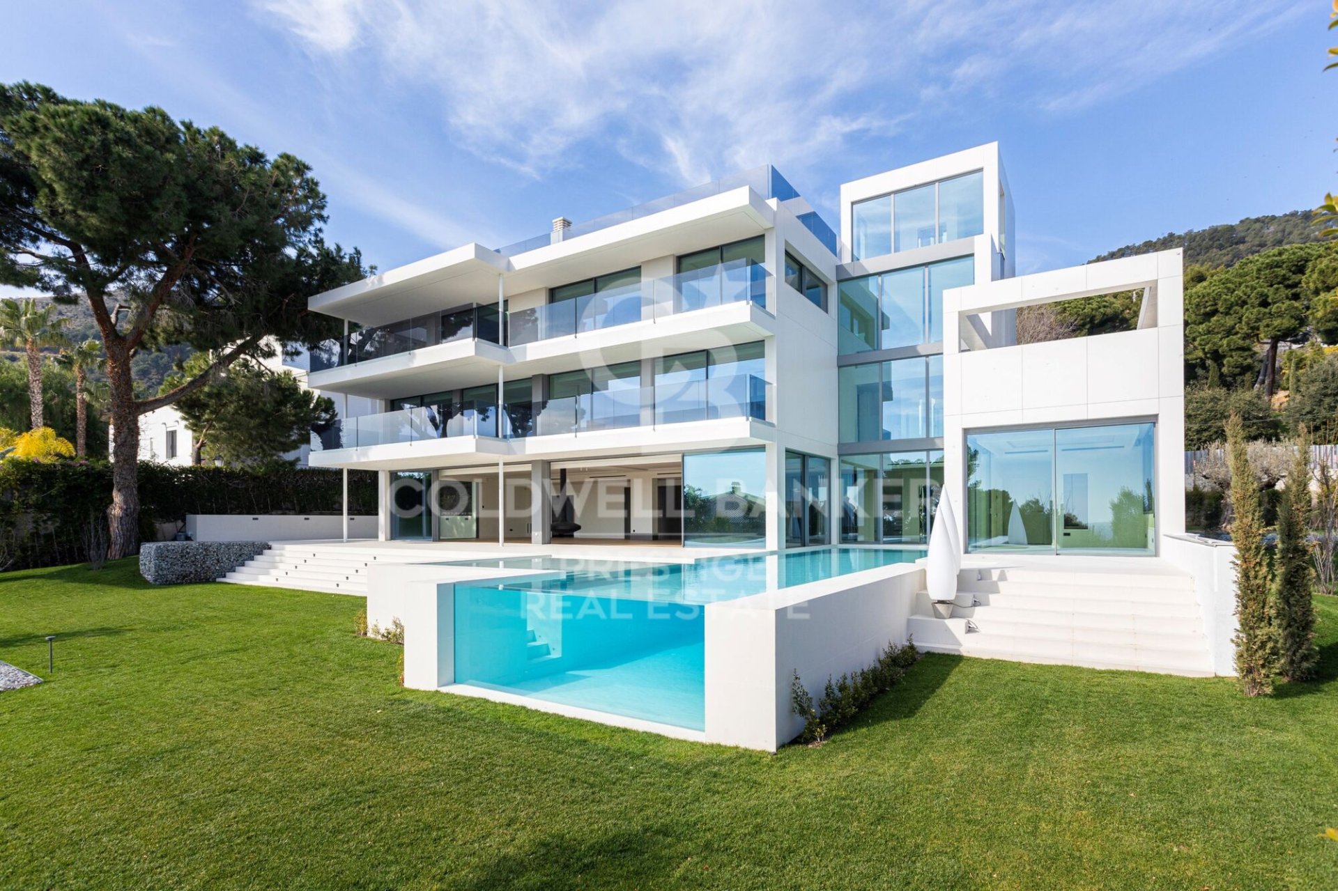 House à Barcelona, Espagne 8 chambres, 1216 m2 No. 159566