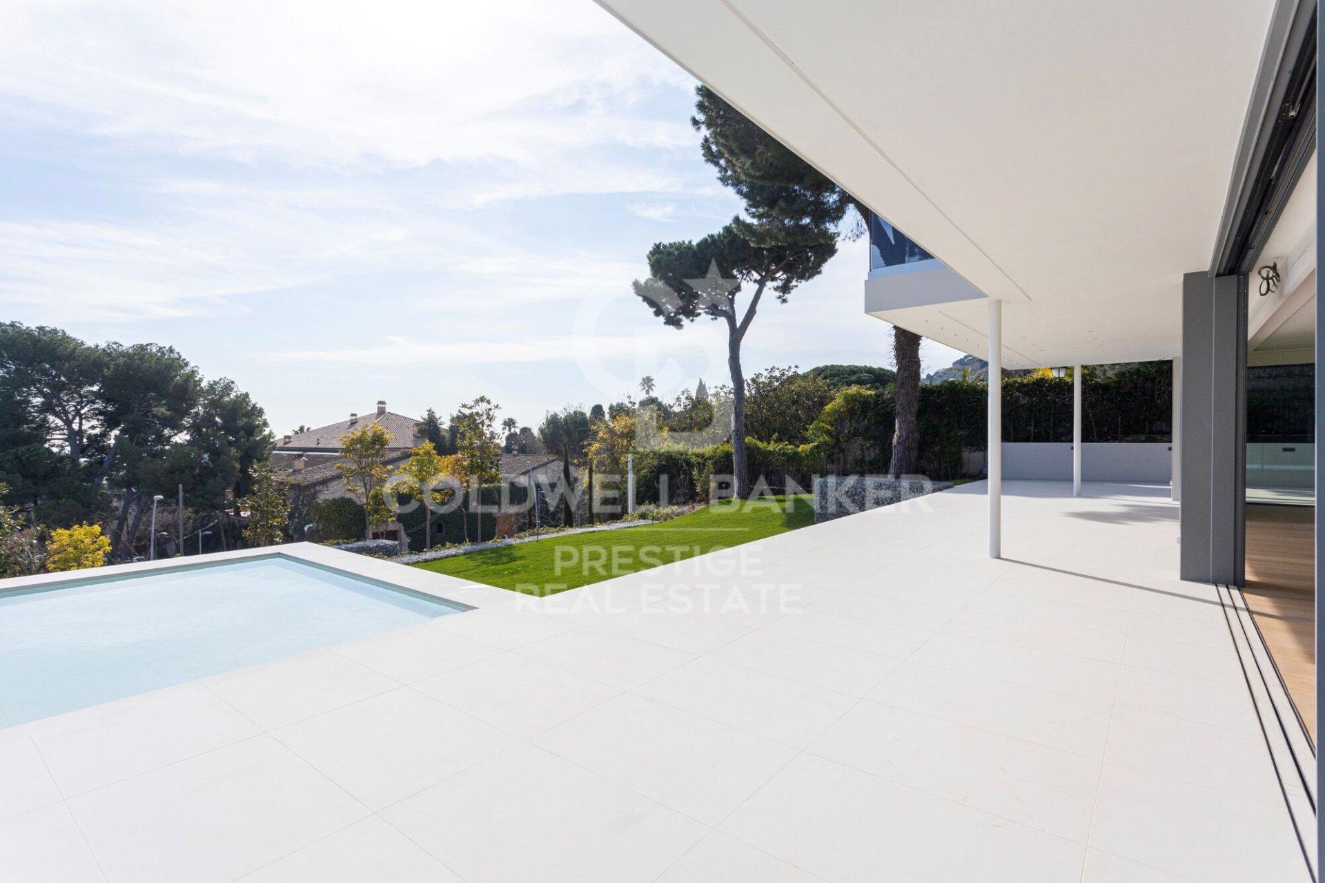 House à Barcelona, Espagne 8 chambres, 1216 m2 No. 159566