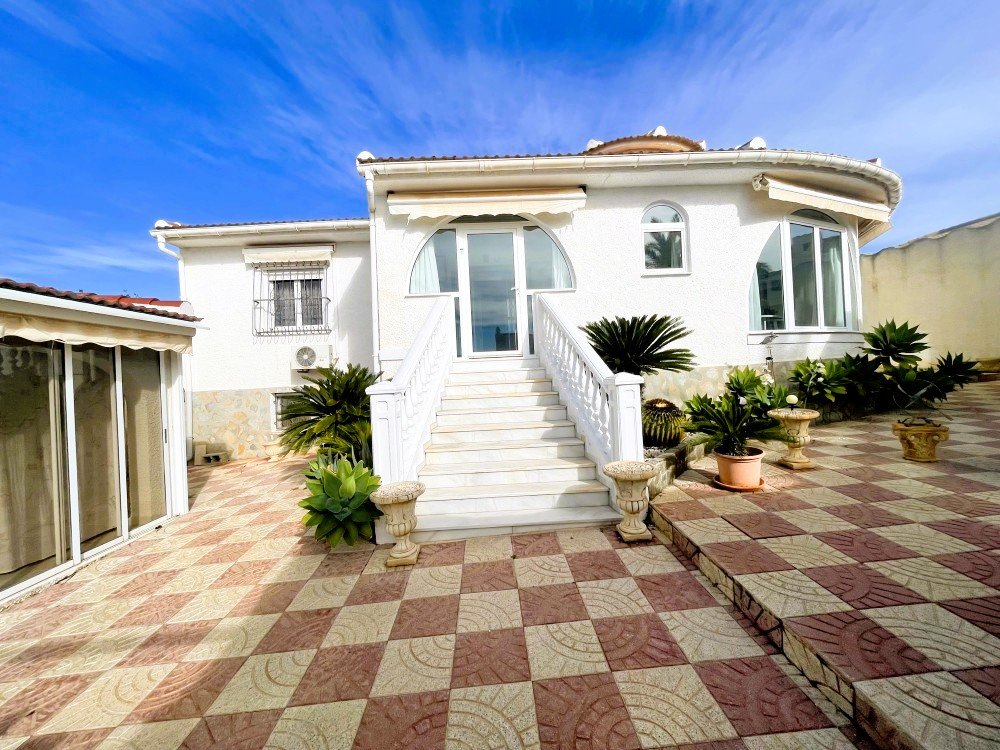 Villa in Ciudad Quesada, Alicante, Spain 3 bedrooms, 212 sq.m. No. 189515