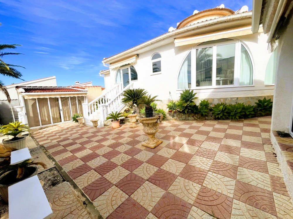 Villa in Ciudad Quesada, Alicante, Spain 3 bedrooms, 212 sq.m. No. 189515
