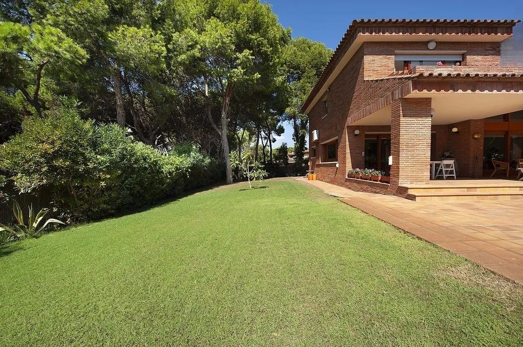 House à Gava, Barcelona, Espagne 6 chambres,  No. 140851