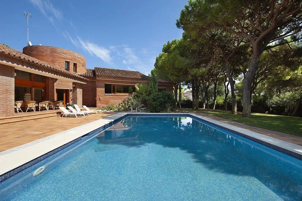 House à Gava, Barcelona, Espagne 6 chambres,  No. 140851
