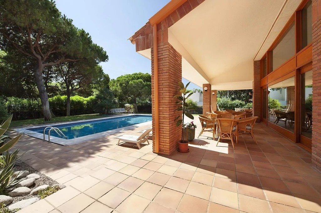 House à Gava, Barcelona, Espagne 6 chambres,  No. 140851
