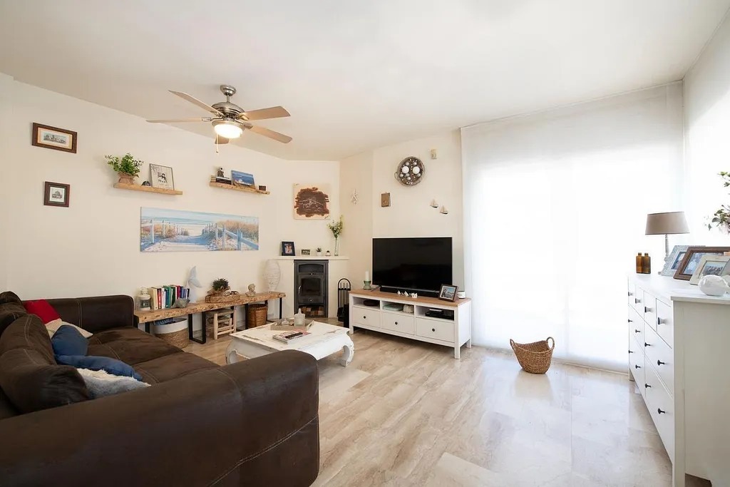 Villetta a schiera a Castelldefels, Barcelona, Spagna 4 camere da letto,  N° 140854